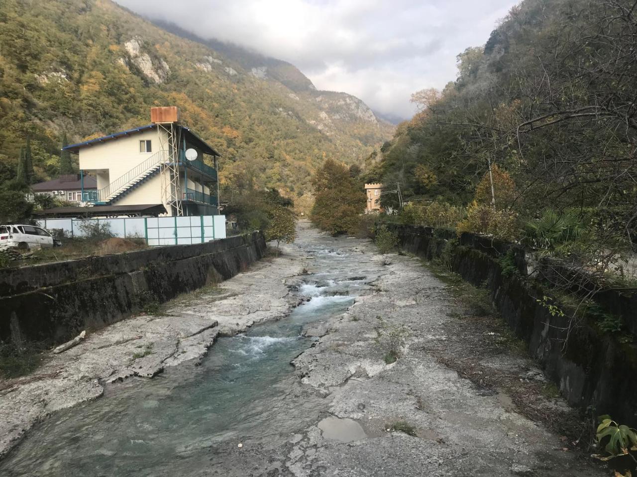 Барнаба Gagra Exteriör bild